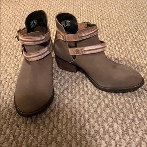 Steve Madden booties